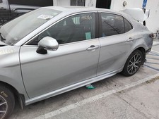 Driver Rocker Panel Moulding Mesh Design Lower Grille Fits 22-25 Camry 135421