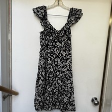 Old Navy Women’s Sz M Black White Cami Dress Flutter Strap Sleeves Smocked Back