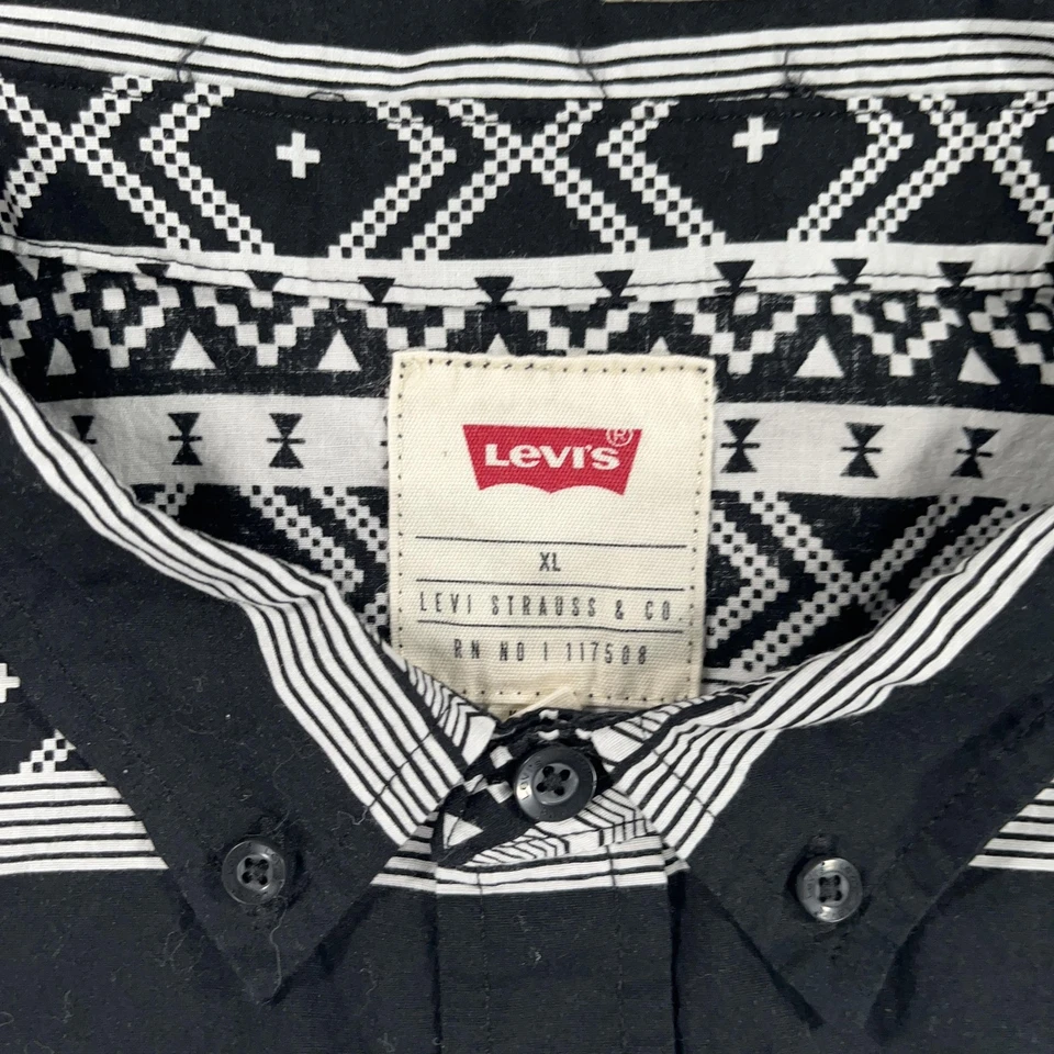 Levi's Shirt Mens XL Black White Aztec Geometric Stripe Button Down Long Sleeve - Image 4 of 4