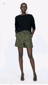 pantaloncini leopardati zara