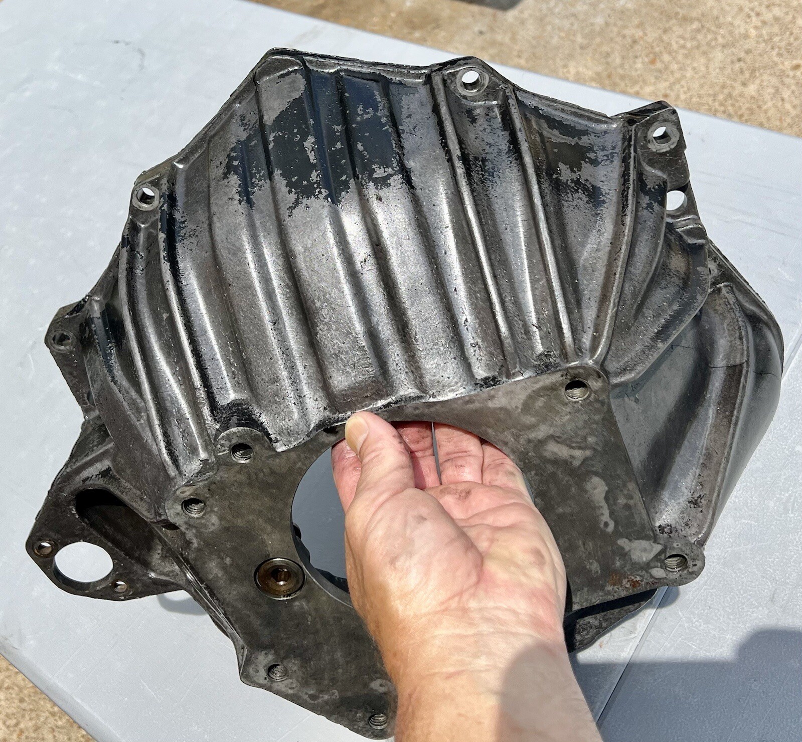 DAMAGED 19851991 Chevy GMC Truck Hydraulic Clutch Bellhousing GM