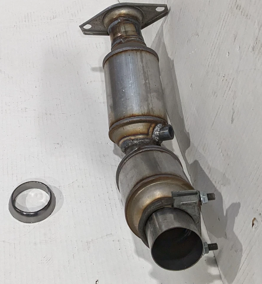 Toyota Prius V4 2012 2013 2014 2015 2016 2017 convertidor catalítico 1,8 L Foto 2 de 4