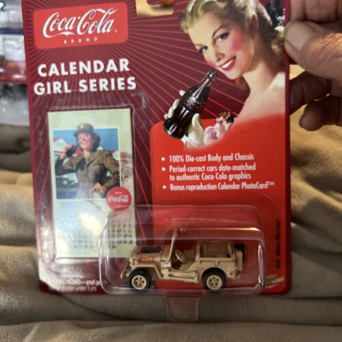 Johnny Lightning Coca-Cola calendario niñas militares Willys Jeep White Lightning - Imagen 1 de 5