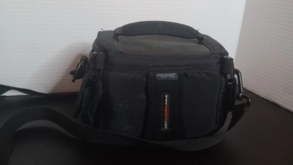 Lowepro Edit 110 Camera Bag Case Black with Shoulder Strap - Image 4 of 4