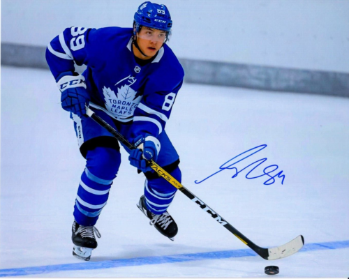 NICK ROBERTSON autographed SIGNED TORONTO MAPLE LEAFS 8X10 photo #3 - Picture 1 of 1