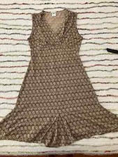 Old Navy Fit and Flare Summer Dress - Medium