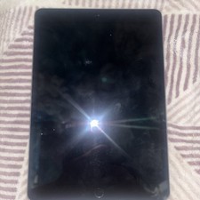 Apple iPad 7th Gen A2197 32GB 10.2" Retina Wi-Fi Space Gray IOS 18.7.8