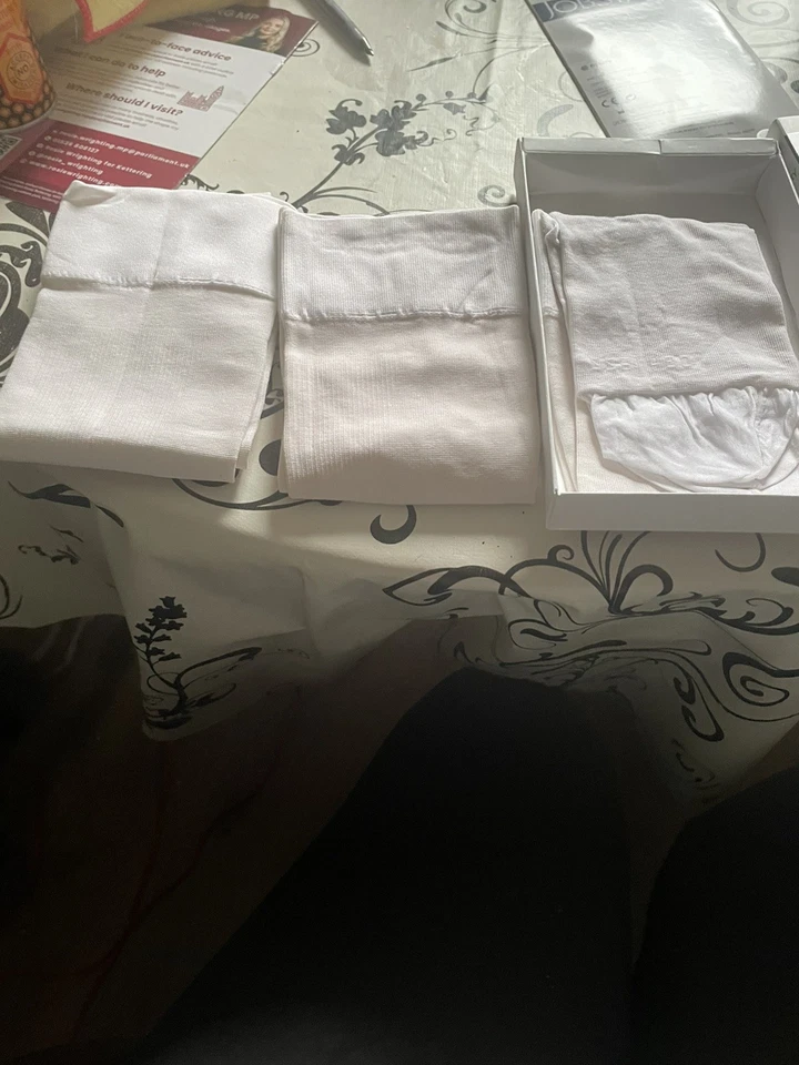 Jobst Ulcer Care White Medical Compression Stocking - Image 2 of 4