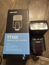 Neewer TT560 Flash Speedlite for DSLR Cameras with Standard Hot Shoe