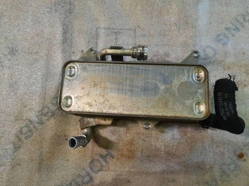 AUDI A8 D2 4D2, 4D8 Ölkühler 4H0317021H 4.00 Petrol 2013 31421939