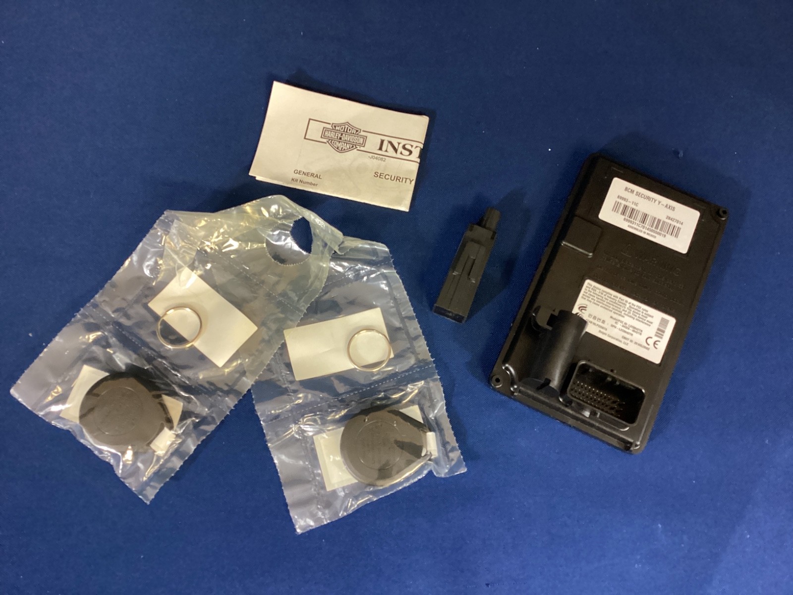 NEW Harley Davidson Softail Security System Kit, 11 - 15 Softail, 41000021C *