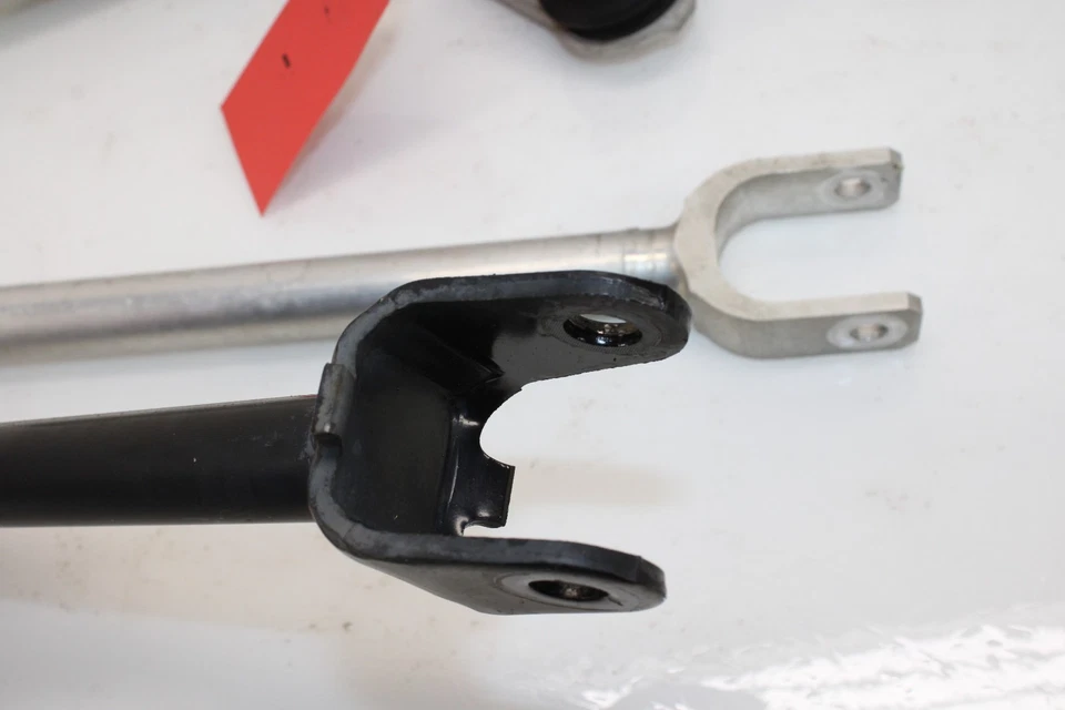 2017-2022 Infiniti Q60 AWD Rear Left Control Arm Set OEM NH42 - Image 2 of 4