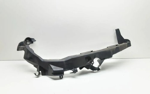 BMW 3 E90 Rechte Scheinwerferhalter 7138402 2.00 Diesel 2011 33638515