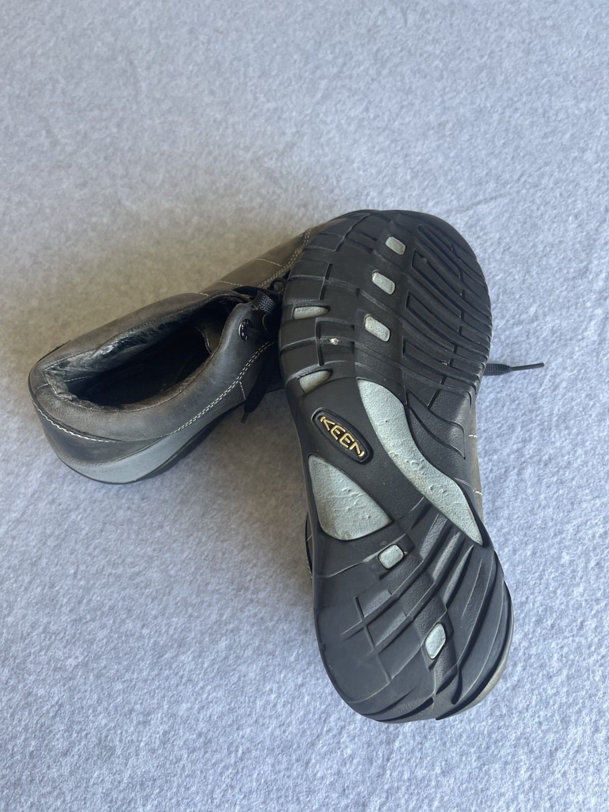 Scarpe da donna Keen in pelle marrone taglia 9 Presidio passeggio escursionismo usate in ottime condizioni