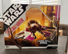 Hasbro - Star Wars 30th Anniversary - Mace Windu's Jedi Starfighter 2007 NEW