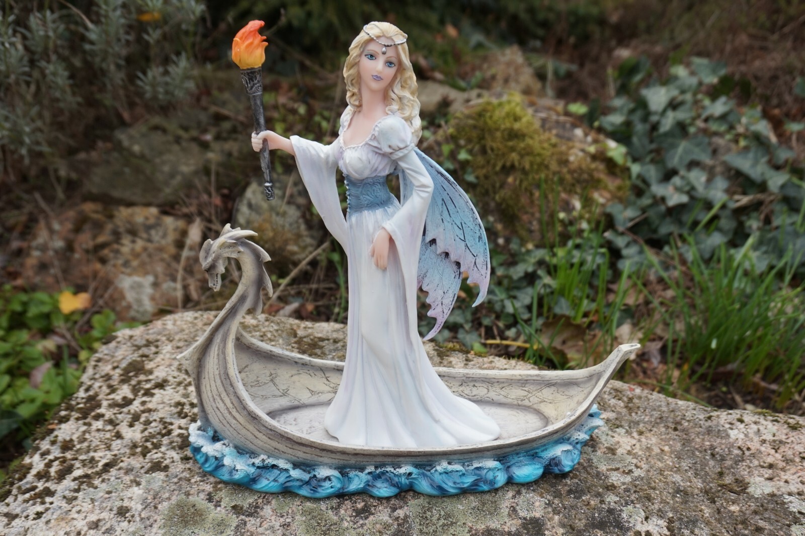 Fée sur bateau drakkar viking figurine Mystica elfe statuette décoration 770.977