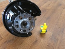 A2053500141 Achshälfte C-Klasse W205 Achsschenkel hinten links Mercedes Original