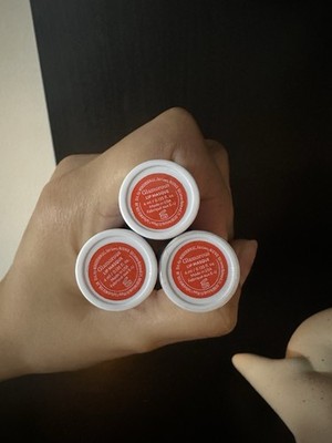 Wonderskin All-Day Lip Stain - Shade GLAMOROUS