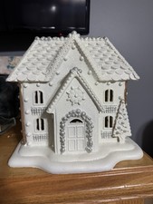BEST-SELLER 10  Christmas Lights Up White Gingerbread House studded with pearls