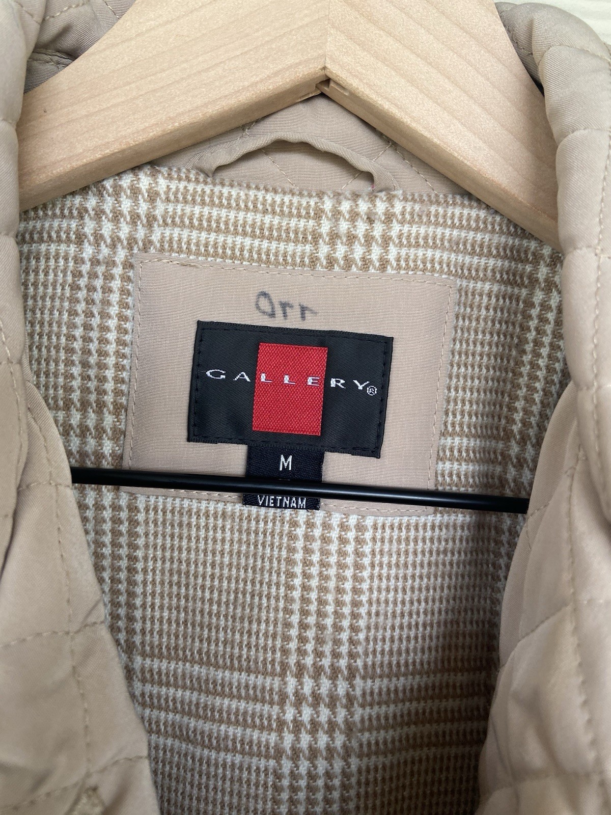 Quilted Gallery Jacket - image 5