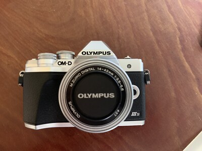 Olympus om-d e-m10 mark iiis Pancake