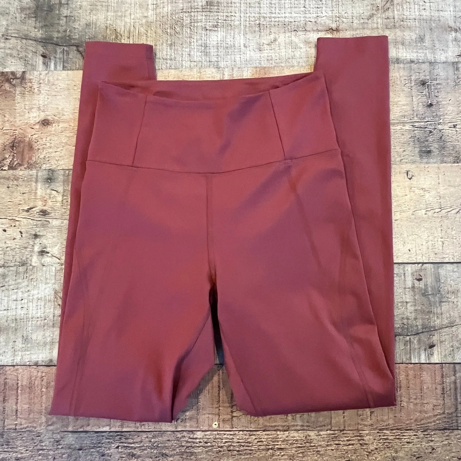 girlfriend-collective activewear athletic yoga gym workout leggings
