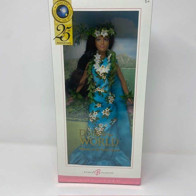 Dolls of the World Princess of the Pacific Islands Barbie G8056 Pink Label