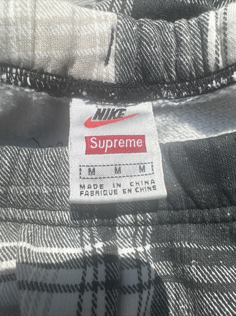 Nike Supreme Black Plaid Sweatshort - Medium | eBay Nike Supreme Black Plaid Sweatshort - Medium | eBay