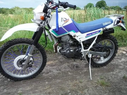 Yamaha XT225 Serow dual sport trail bike 1997 green lane motorcycle