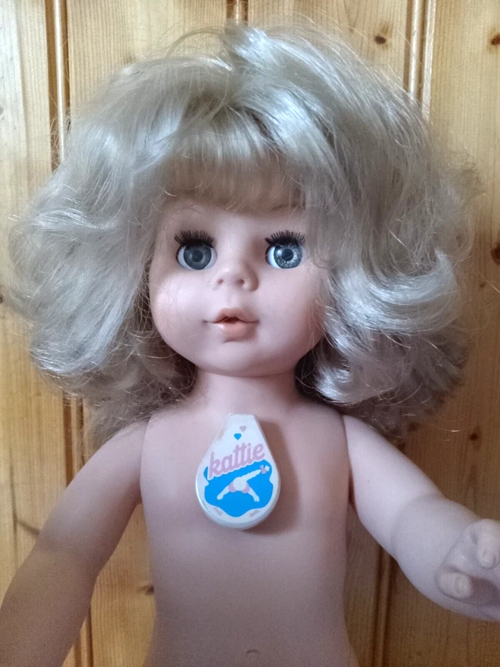 poupée Ancienne KATTIE Vintage 41 cm - Photo 2/4