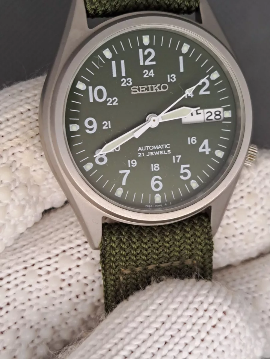 Seiko Automatic non digital watch 7S26 3060 Green Nylon Military