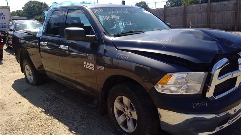 (LOCAL PICKUP ONLY) Passenger Front Door Crew Cab 4 Door Electric Fits 12 DODGE  - Imagem 3 de 4