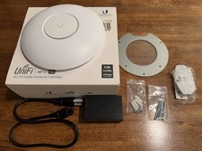 Ubiquiti Unifi AP AC PRO UAP-AC-PRO-US Wireless Access Point PoE injector box