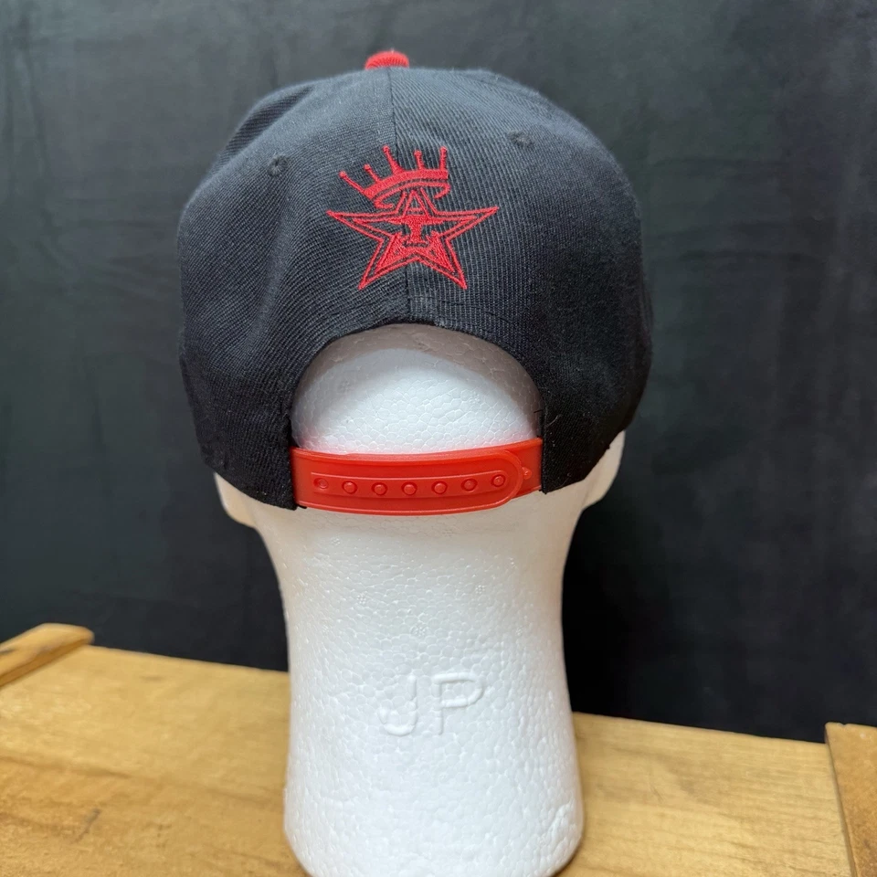 Chapéu Snapback Logotipo Bordado Propaganda Mundial Obey Preto Vermelho Boné Streetwear - Imagem 4 de 4