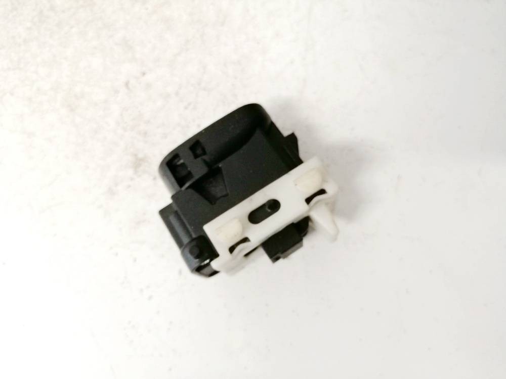 a2038200210 Power Window Switch 501.807 Mercedes-Benz C-CLASS DE2280942-23