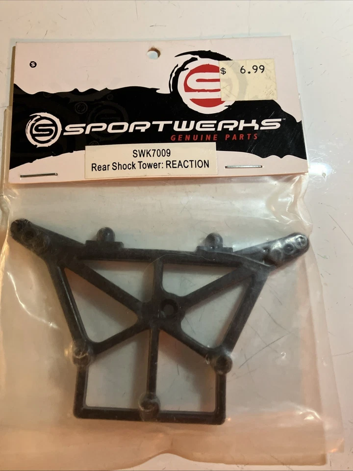 Sportwerks Reaction parts:  SWK7009 Rear Shock Tower & SWK7010 Rear Chassis Supp - Imagem 3 de 4