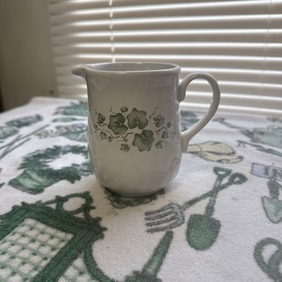 Corelle Coordinates Callaway Ivy creamer pitcher EUC 