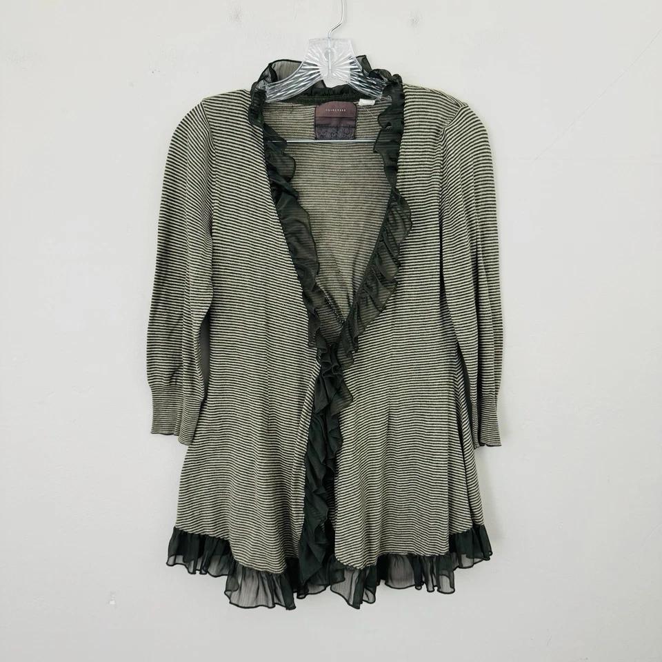 Guinevere 绿色和白色条纹荷叶边开衫女式 M 码 — 第 4/4 张图片