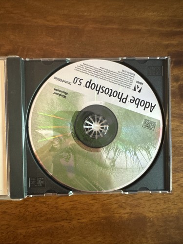 Adobe Photoshop 5.0 Limited Edition - Picture 2 of 4