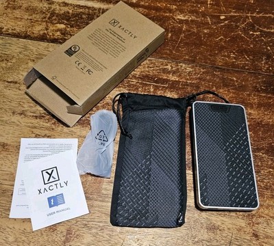 XACTLY Lithium Wireless Power Bank 10'000mAh  With CHARGING CABLE And Bag NWT
