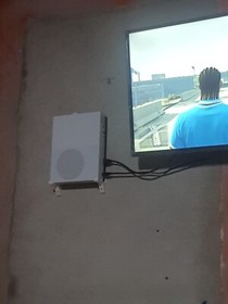 Xbox One S / X Wall Mounts