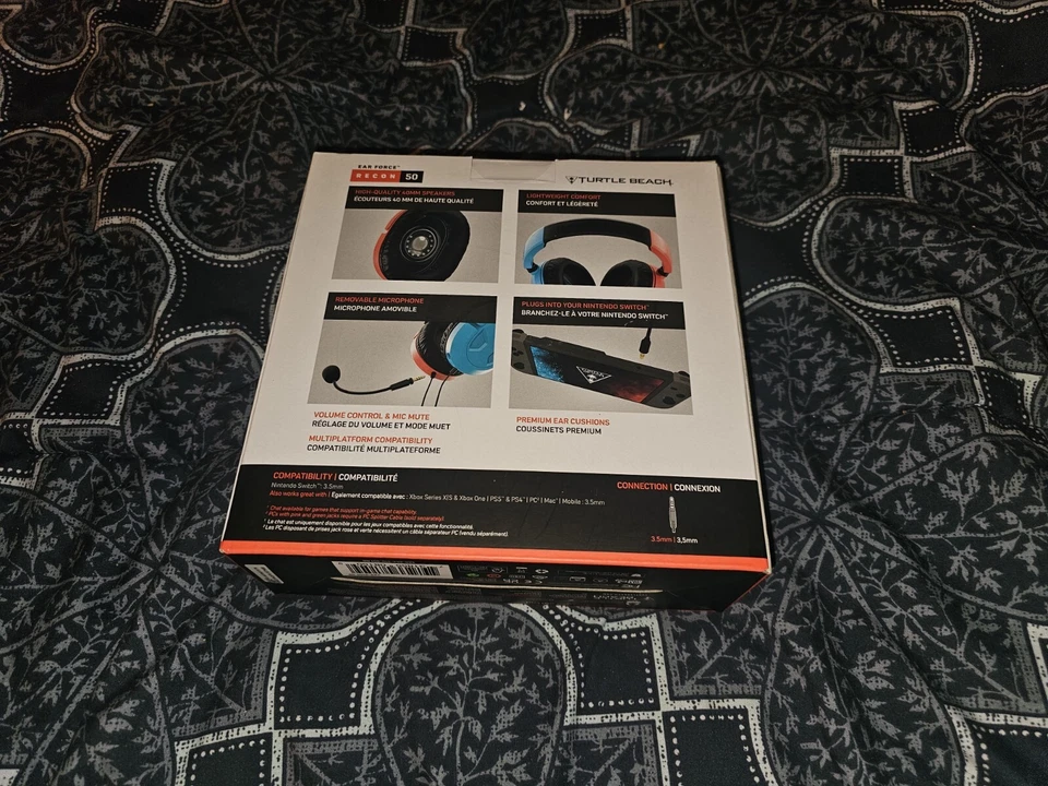 Turtle Beach Recon 50 Red-Blue Gaming Headset Multiplatform PC/XBOX/PS5/Nintendo - Image 2 of 2