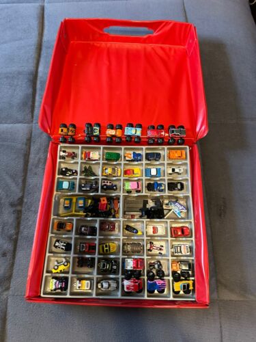 Vtg 1988 MICRO MACHINE COLLECTORS CASE Micro Mini's Tara Toy Corp 60+ Vehicles - Picture 3 of 17