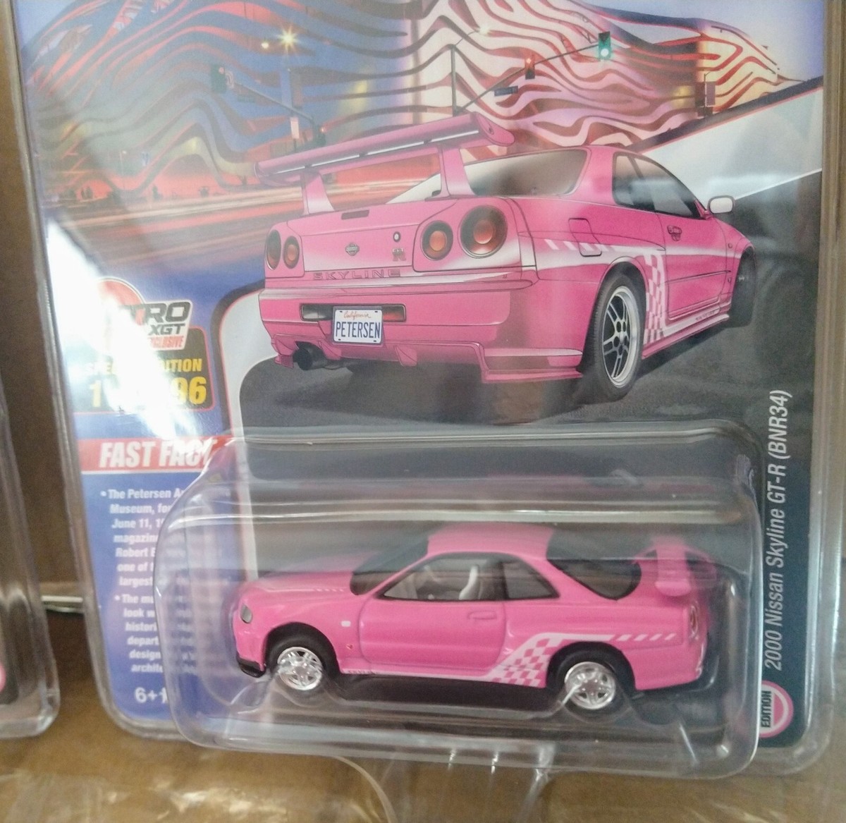 2000 NISSAN SKYLINE GT-R BNR34 RHD PINK PETERSEN 1/64 JOHNNY
