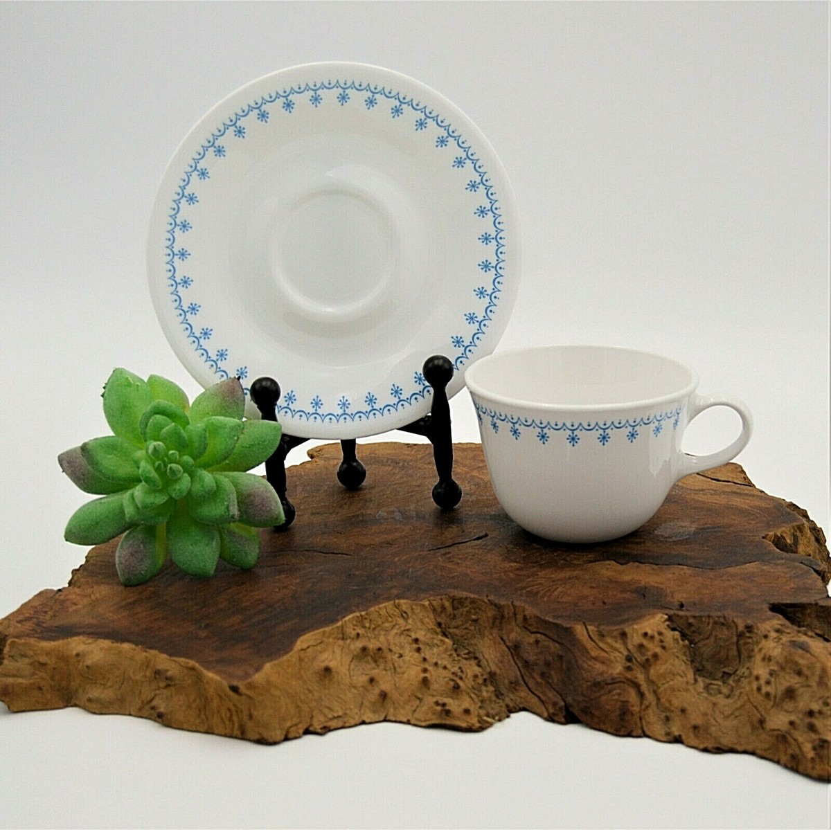 CORELLE Blue Snowflake Garland Cup Saucer SET Christmas Winter Mug Matches  Pyrex