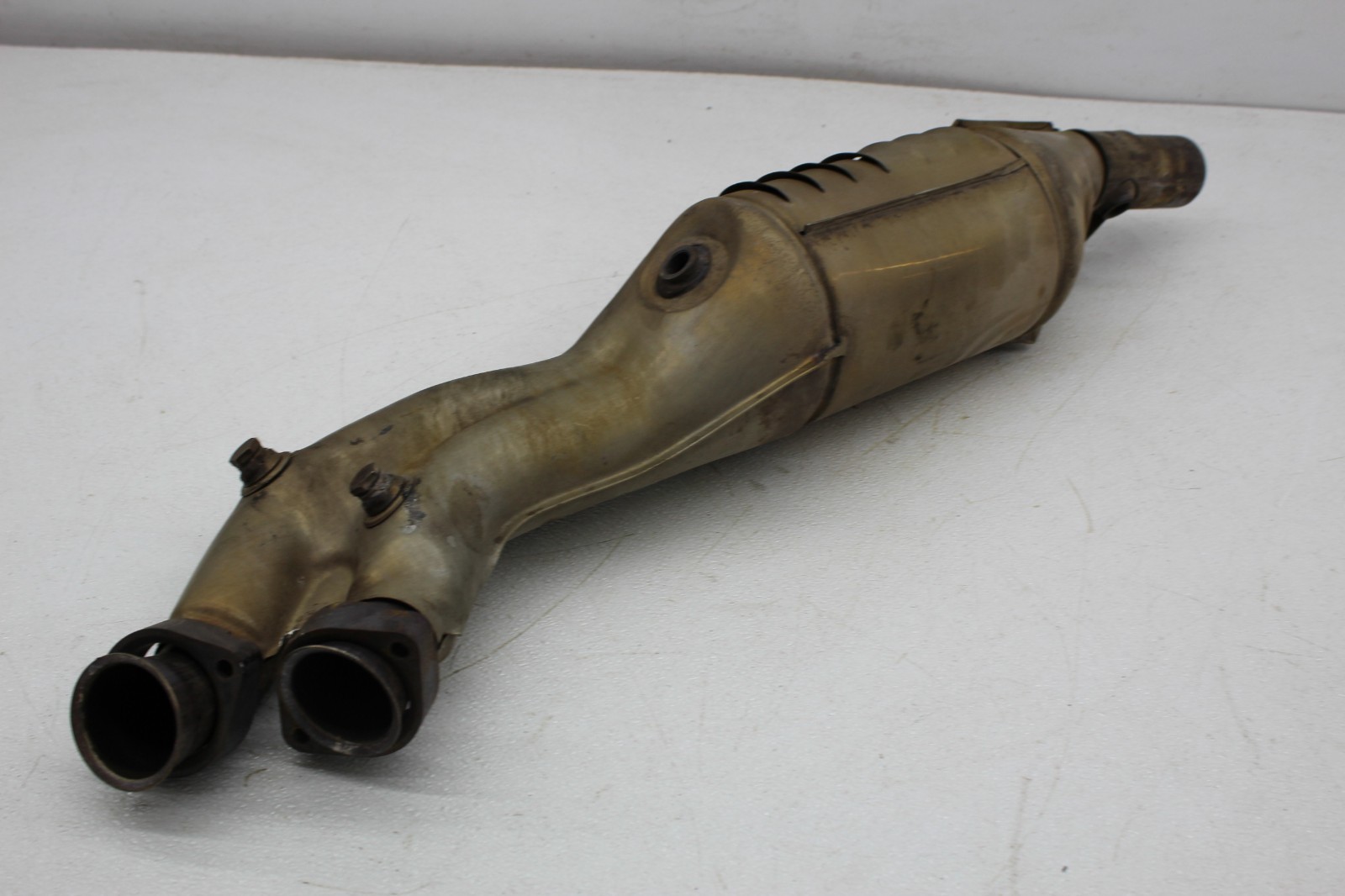 99-01 FERRARI 456 M LEFT SIDE EXHAUST CATALYTIC CONVERTER