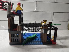LEGO Pirates: Pirates Ambush (6249) 100% COMPLETE with Instructions!