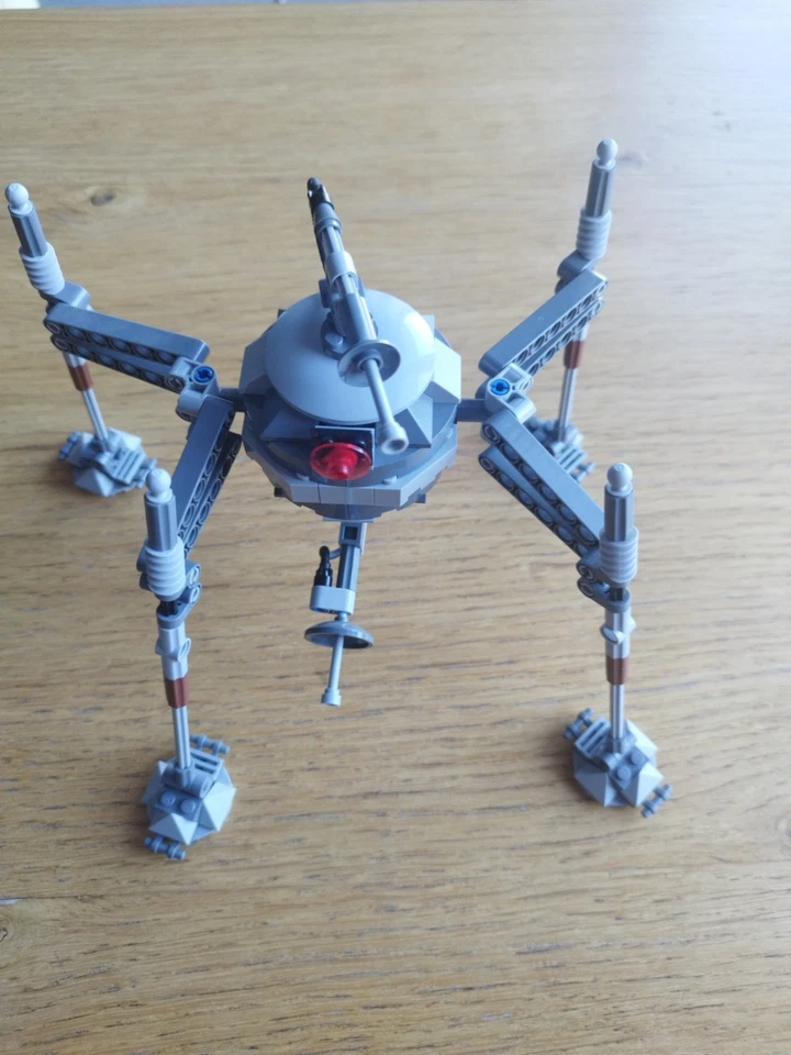 LEGO Star Wars 7681 Separatist Spider Droid, photo 1 sur 5