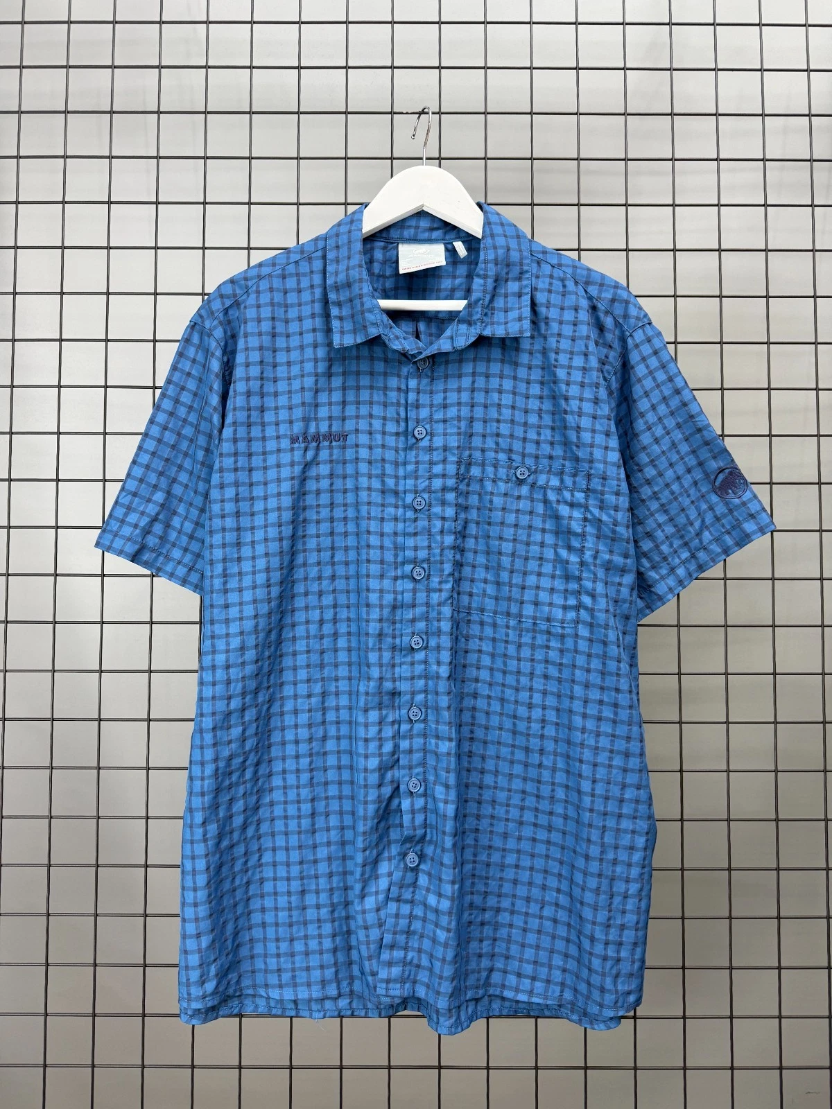 Mammut Mens XXL Short Sleeve Hiking Shirt Grey Check Outdoor Trekking Lightweigh