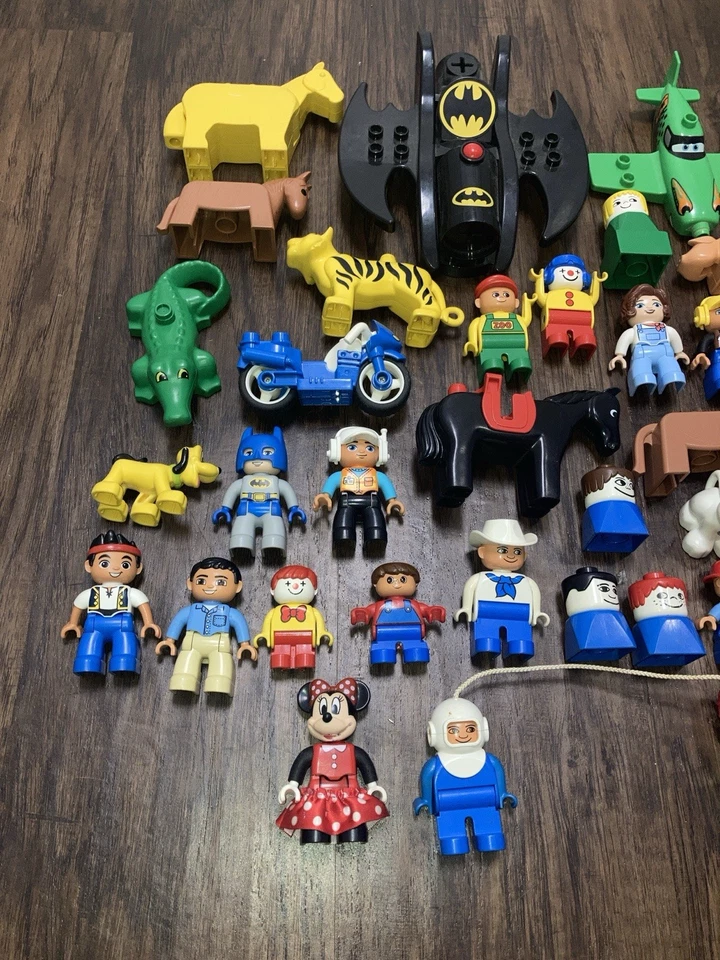 LEGO DUPLO Figures Animals Vehicles Lot of 31 Toy Minifigures (w Sea Diver) - Image 2 of 4